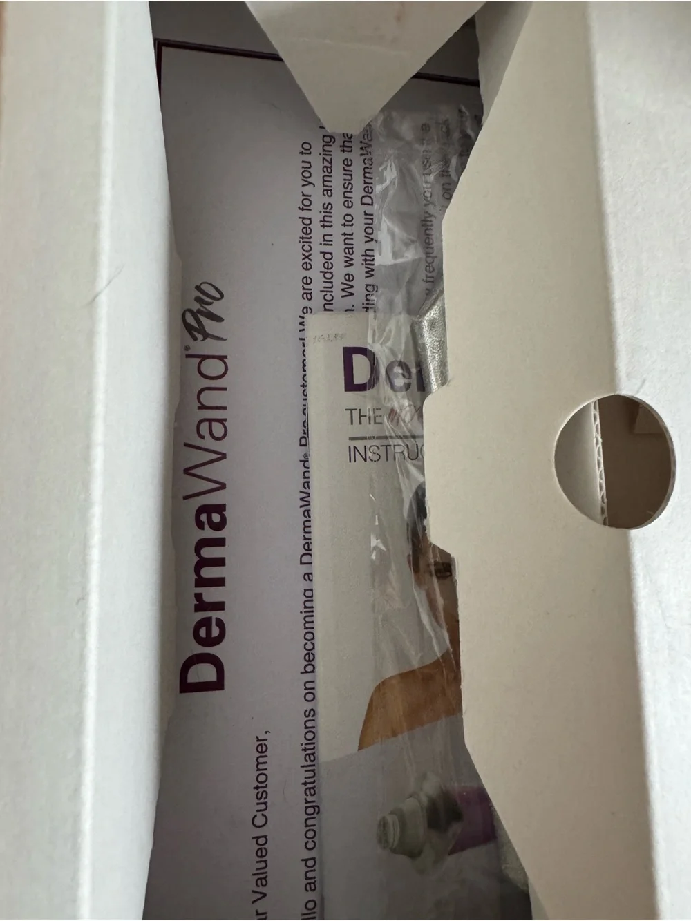 Dermawand Pro Women’s Skincare Kit — White and Purple